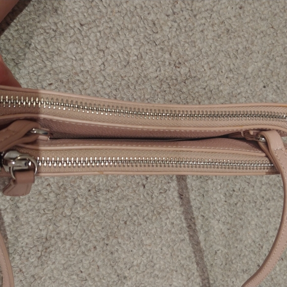 *SOLD* Coccinelle double zip crossbody bag - Picture 6 of 11